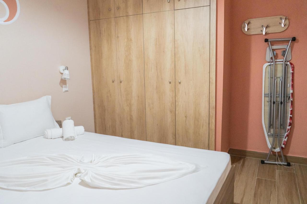 Apartment In Asproválta Eksteriør bilde